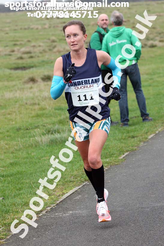 Senior men and womens Heaton Memorial 10k Road Race, Newcastle Town Moor. Photo:  David T. Hewitson/Sports for All Pics